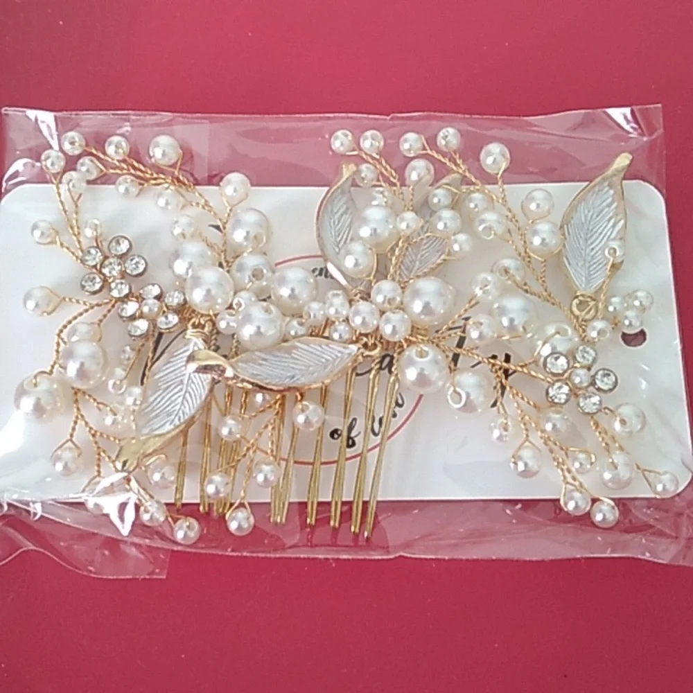Flower gem gold clear hair comb and clip - Picture 8 of 8